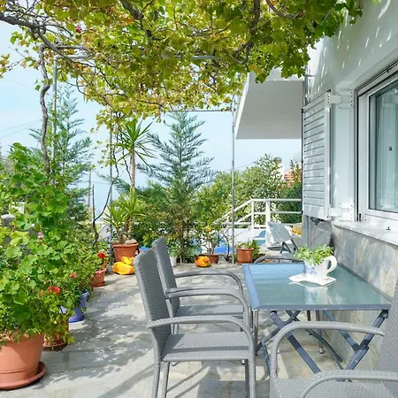 Thomas Holiday home Skala Marion